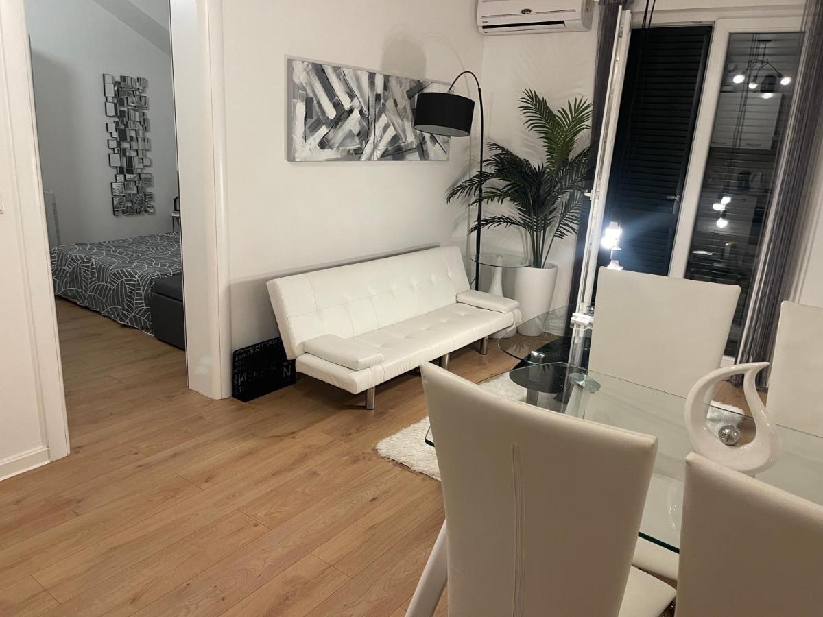 Apartment New Chic Supetar Eksteriør billede