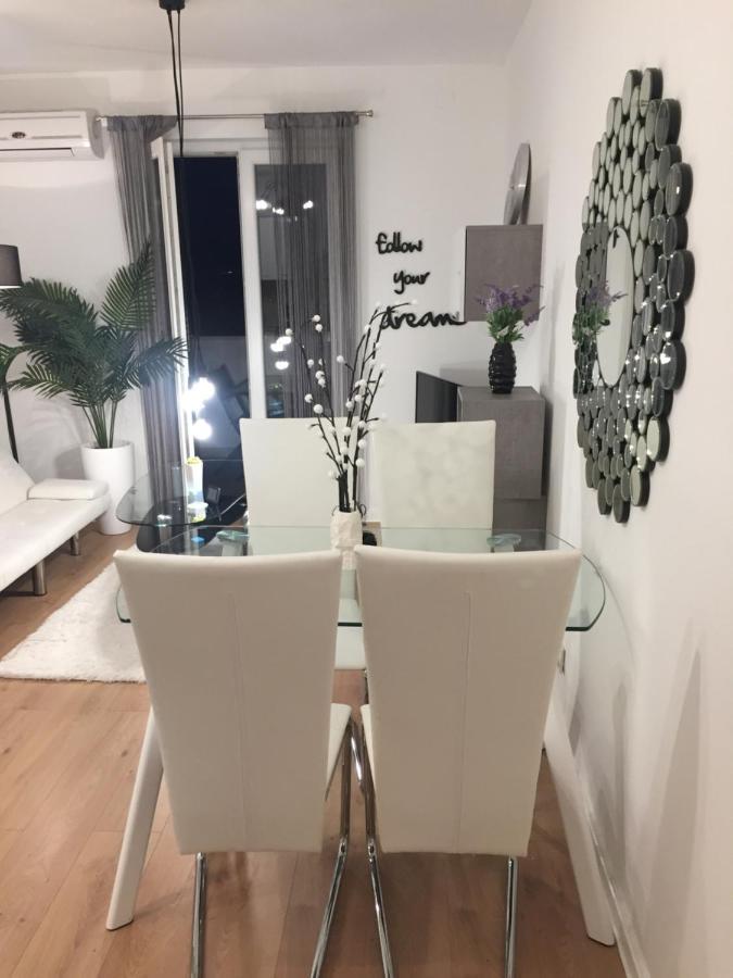 Apartment New Chic Supetar Eksteriør billede