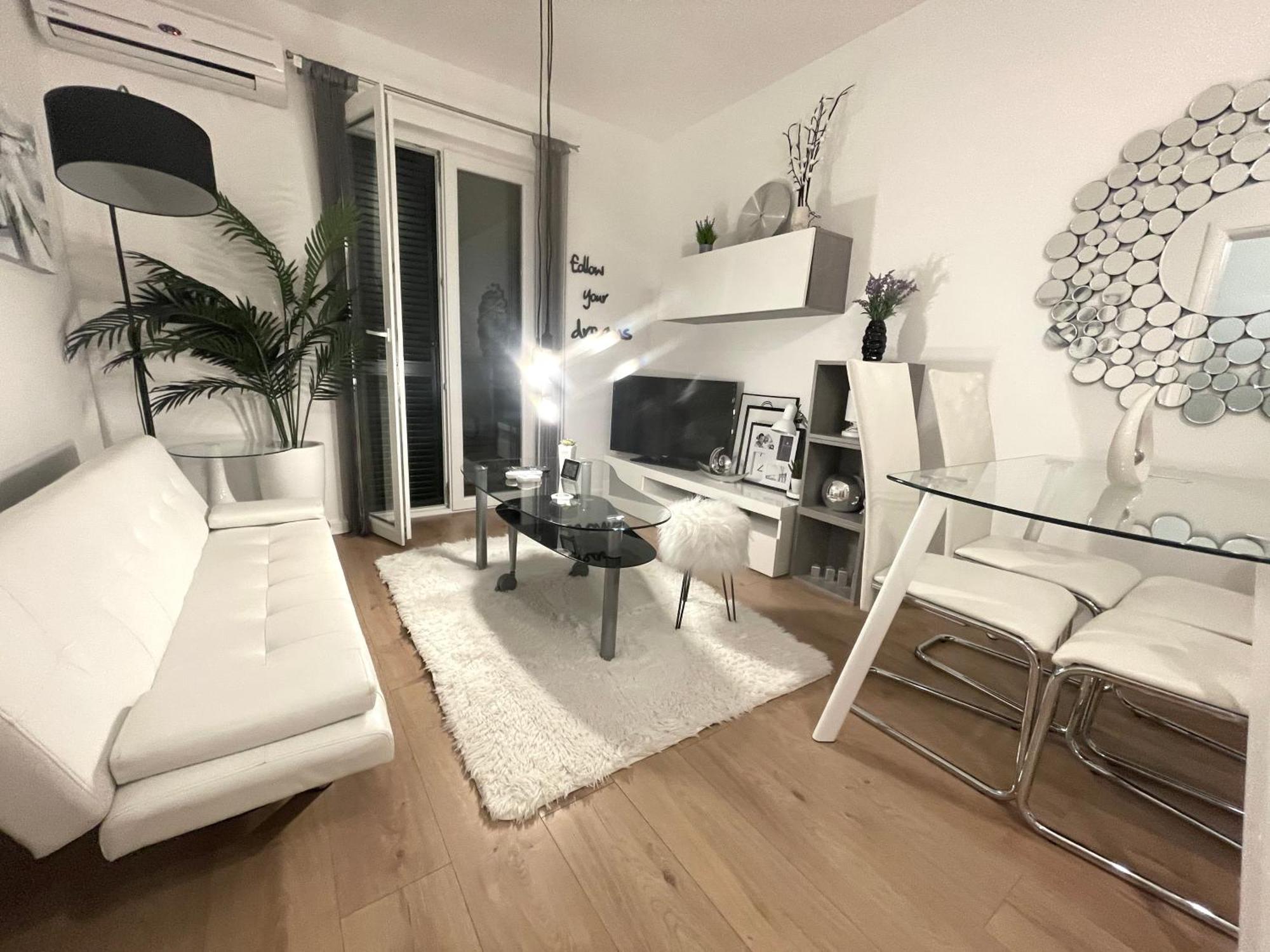 Apartment New Chic Supetar Eksteriør billede